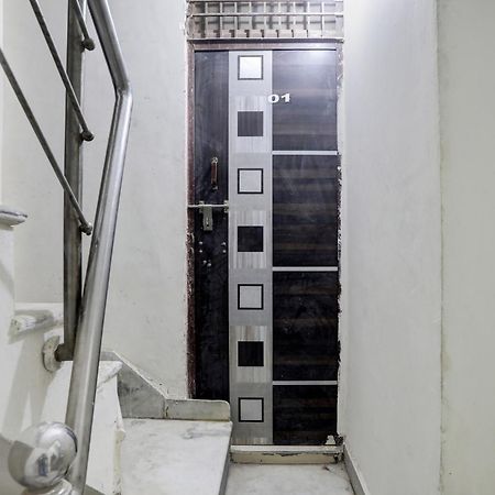 Hotel O Thirty Inns Noida Eksteriør billede