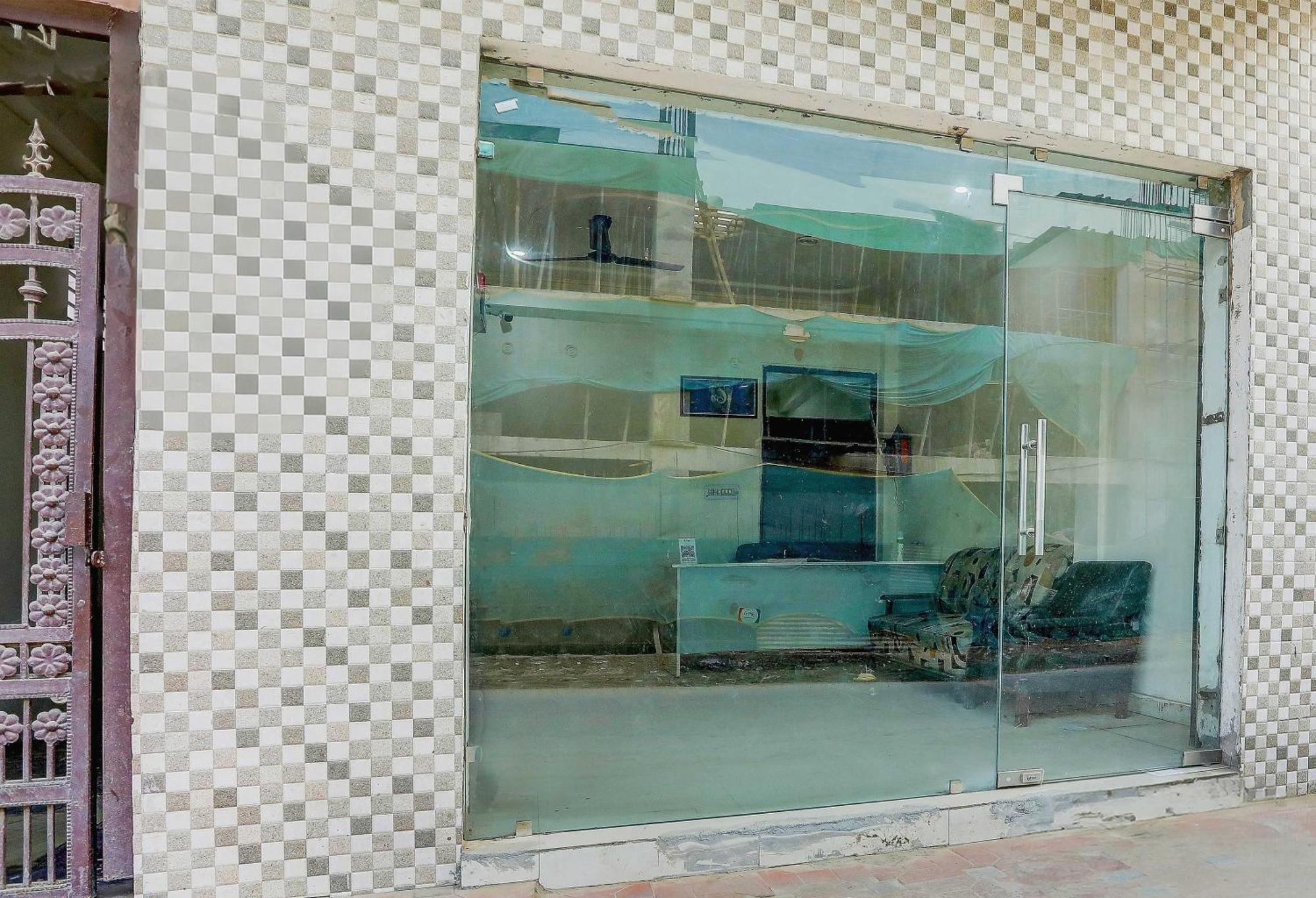 Hotel O Thirty Inns Noida Eksteriør billede