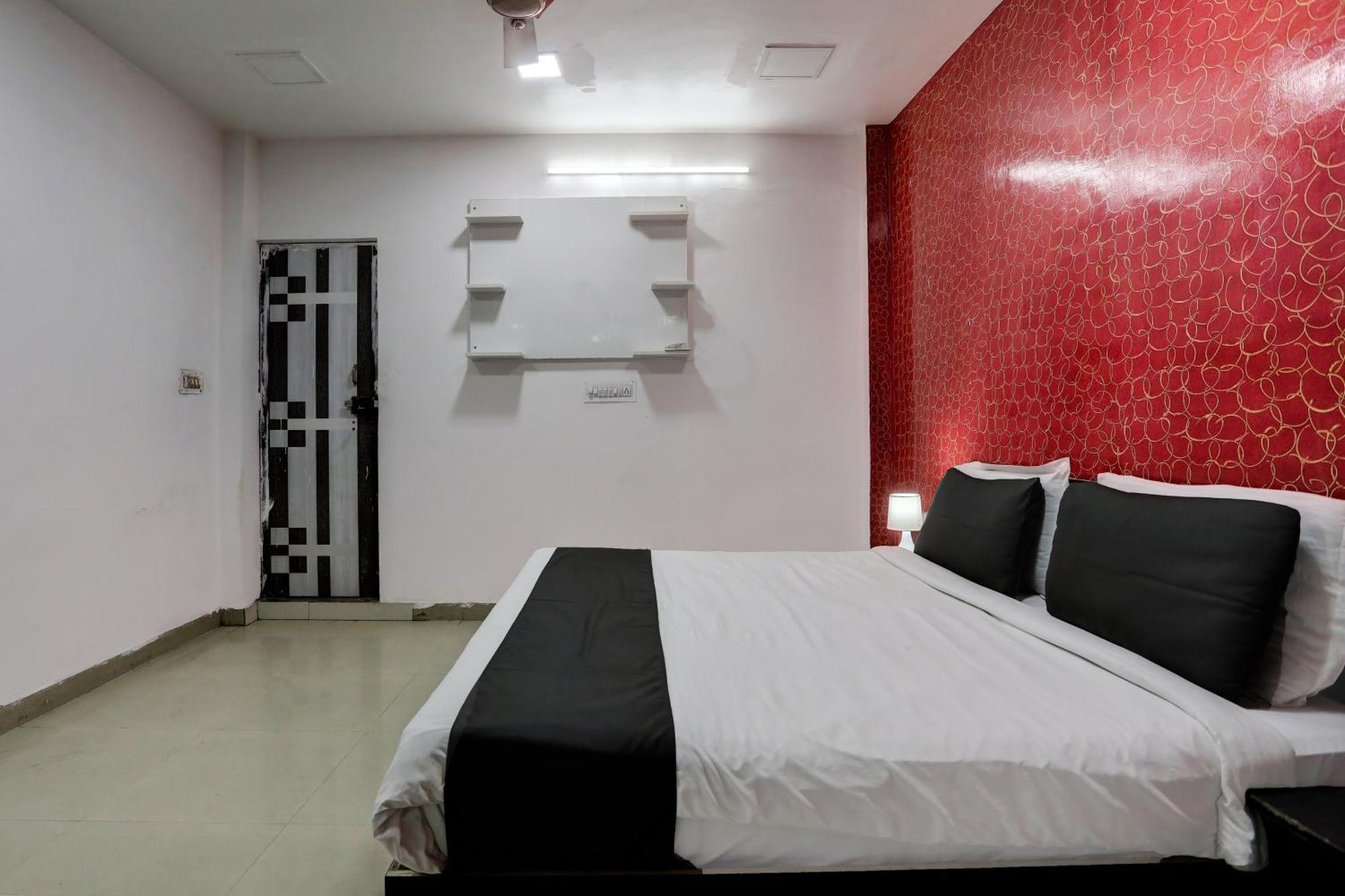 Hotel O Thirty Inns Noida Eksteriør billede