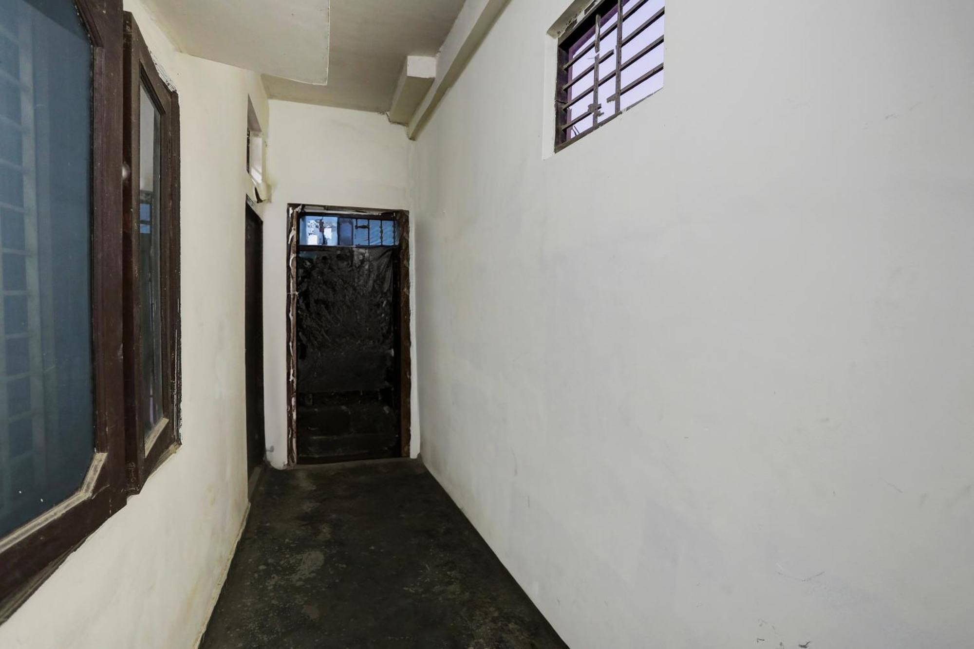 Hotel O Thirty Inns Noida Eksteriør billede